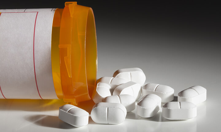 Physical Therapy vs Opioids: When to Choose PT for Pain Management